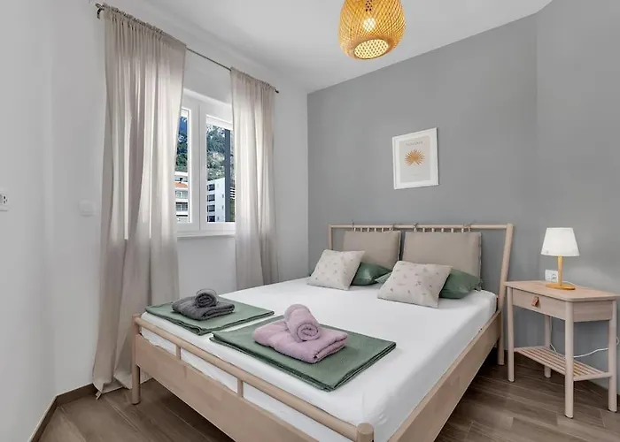 Appartement Penthouse Lena *