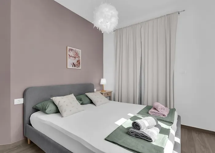 Apartmán Penthouse Lena *