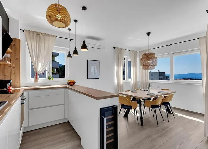 Apartmán Penthouse Lena *