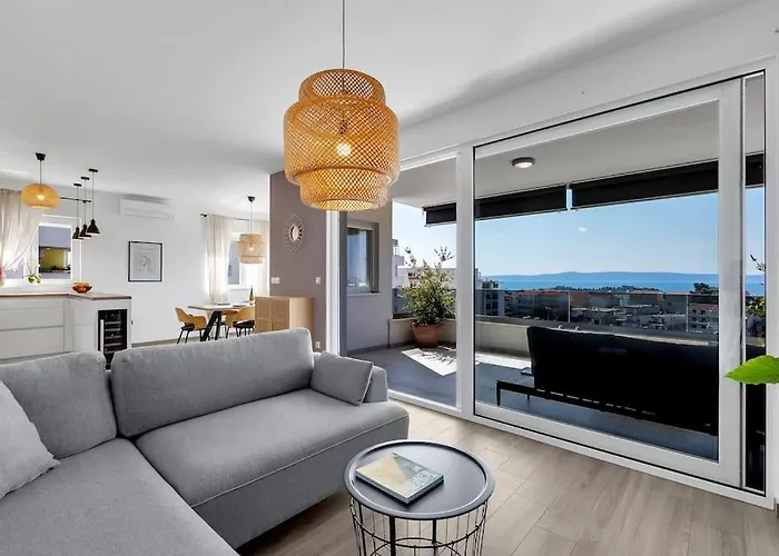 Penthouse Lena * Makarská