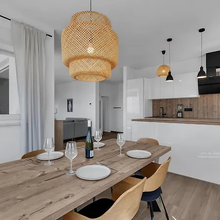 Διαμέρισμα Penthouse Lena Μακάρσκα