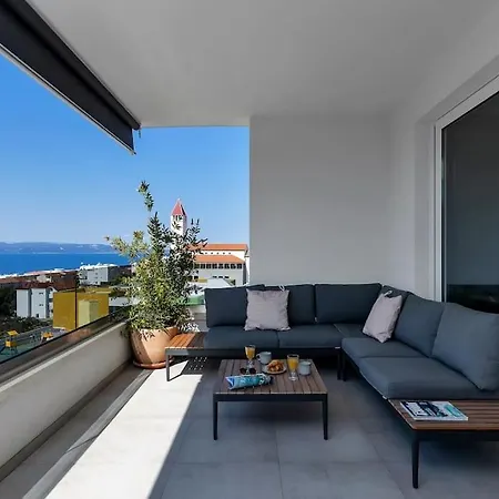 Penthouse Lena * Μακάρσκα