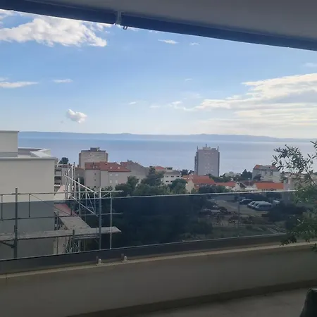 Penthouse Lena Μακάρσκα